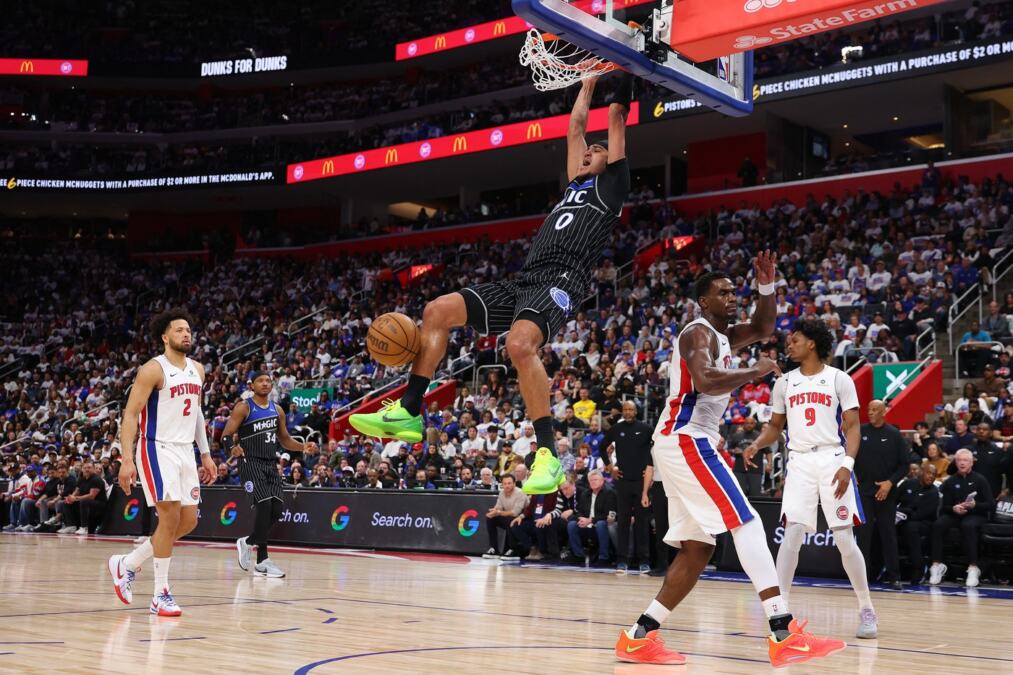PAO I PRVI BREJK - ORLANDO ŠOKIRAO DETROT! Crni niz Pistonsa se nastavlja - 11. uzastopni poraz kod kuće u NBA plej-ofu! (VIDEO)