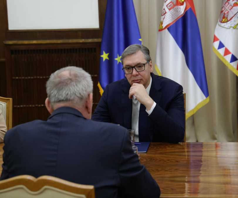 PREDSEDNIK SRBIJE NASTAVLJA KONSULTACIJE SA STRANKAMA: Danas na Andrićevom vencu Alternativa za promene i Ujedinjena seljačka stranka