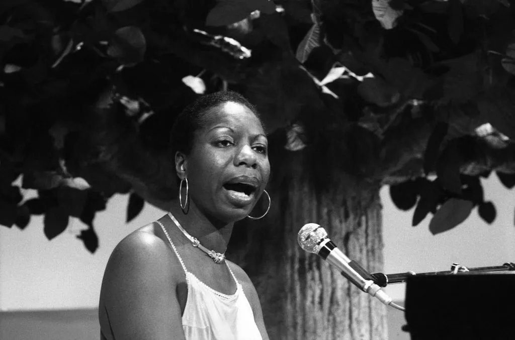 Čuvena pevačica osvajala glasom, ali i šokirala nasiljem: Pucala na muškarce, a za sve je bio kriv psihički poremećaj