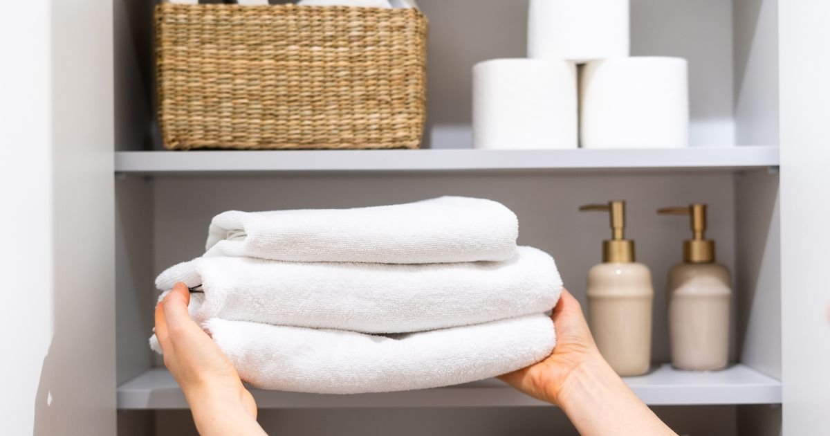 Greška koju svi pravimo: Evo zašto čistim peškirima NIKAKO nije mesto u kupatilu