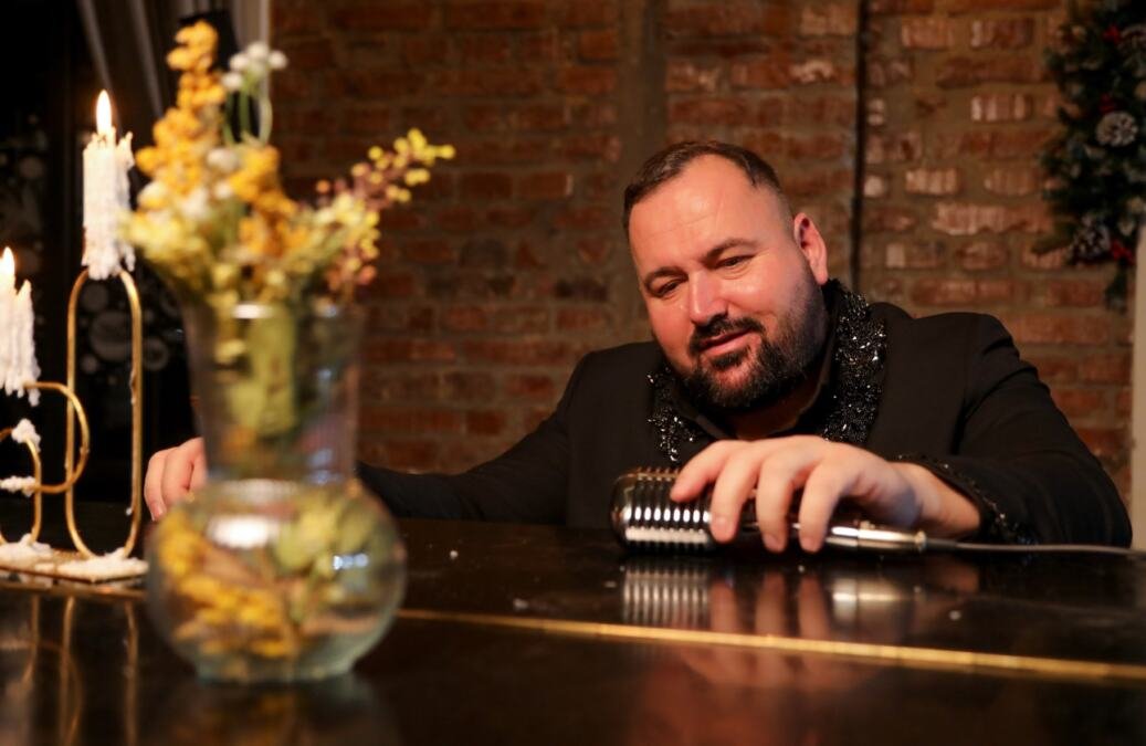 NIKO NIJE OSTAO RAVNODUŠAN: Mišo Banjac pesmom „Otac“ rasplakao publiku (VIDEO