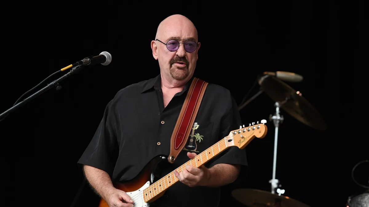 Preminuo poznati britanski rok muzičar