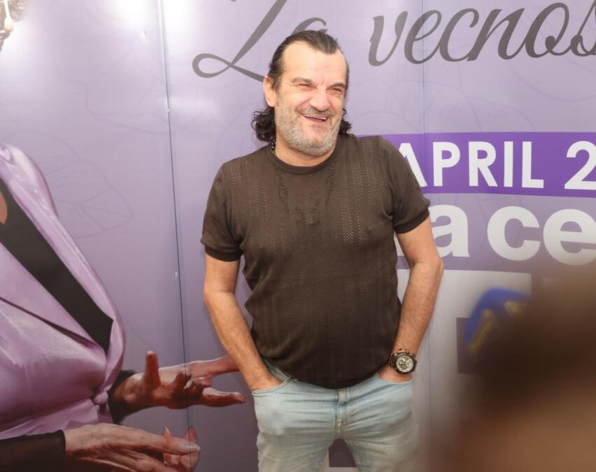 "OVO ĆE TI BITI KAZNA" Lukas se obratio "lažnim prijateljima" i najavio nastupe širom Evrope: "Priče da ne mogu u inostranstvo padaju u vodu"