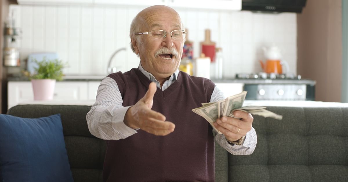 Dok drugi troše, oni grade! 3 horoskopska znaka koja u starosti imaju finansijsku sigurnost