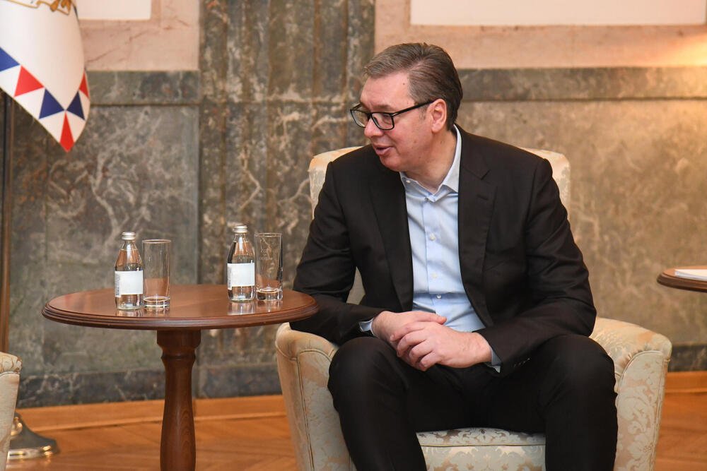 "Iznenadio me je, nije bio neprijatan": Vučić o razgovoru s Mađarom!
