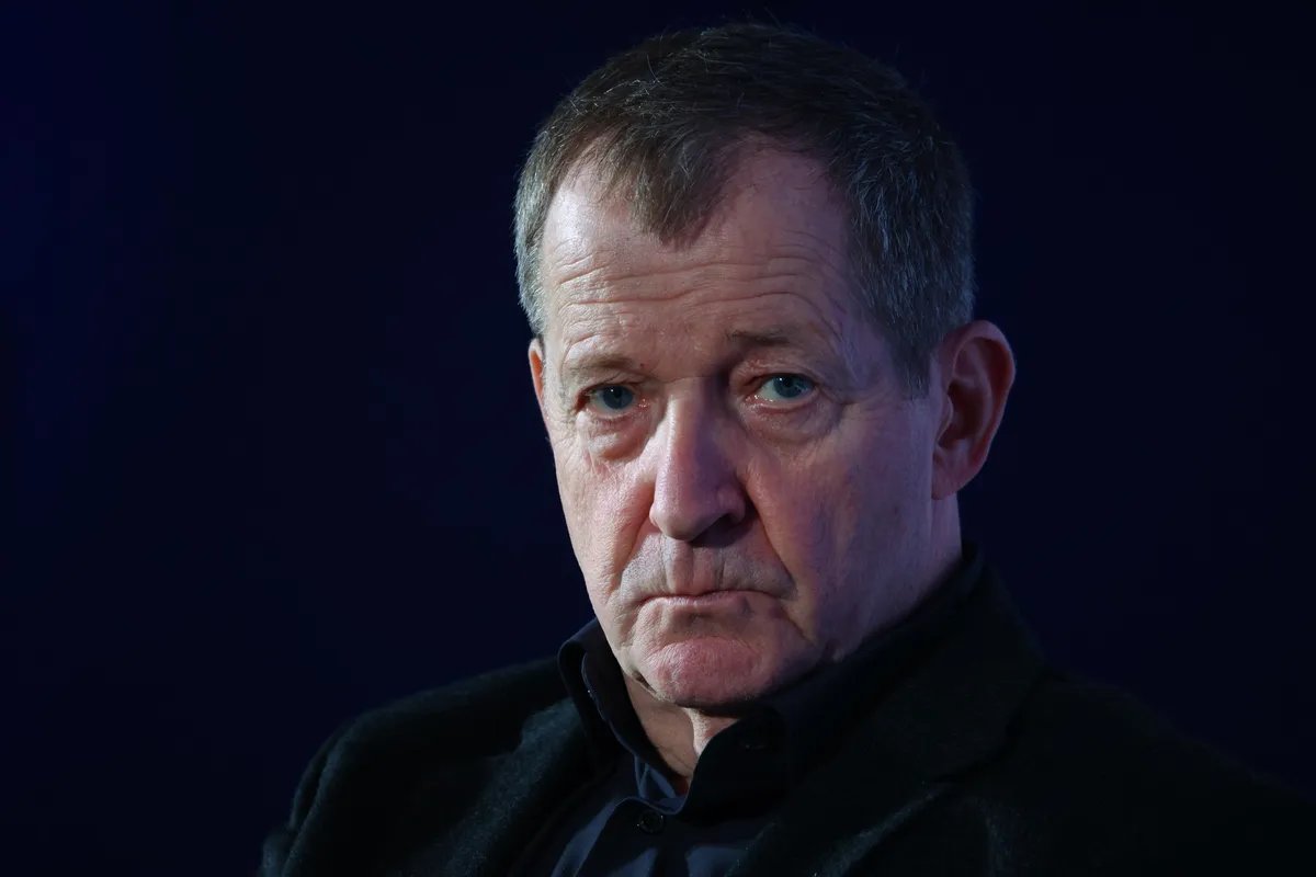 Spin doktor i savetnik Tonija Blera u vreme NATO bombardovanja Srbije došao u Beograd na razgovor sa Vučićem: „Na slatkim sam mukama“