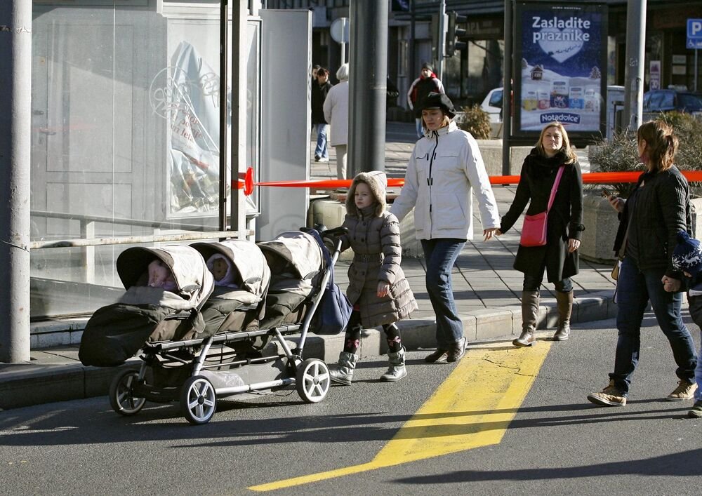 RHMZ izdao upozorenje: "Budite u pripravnosti!" Sutra opasna pojava u celoj zemlji - ovaj ALARM će biti na SNAZI