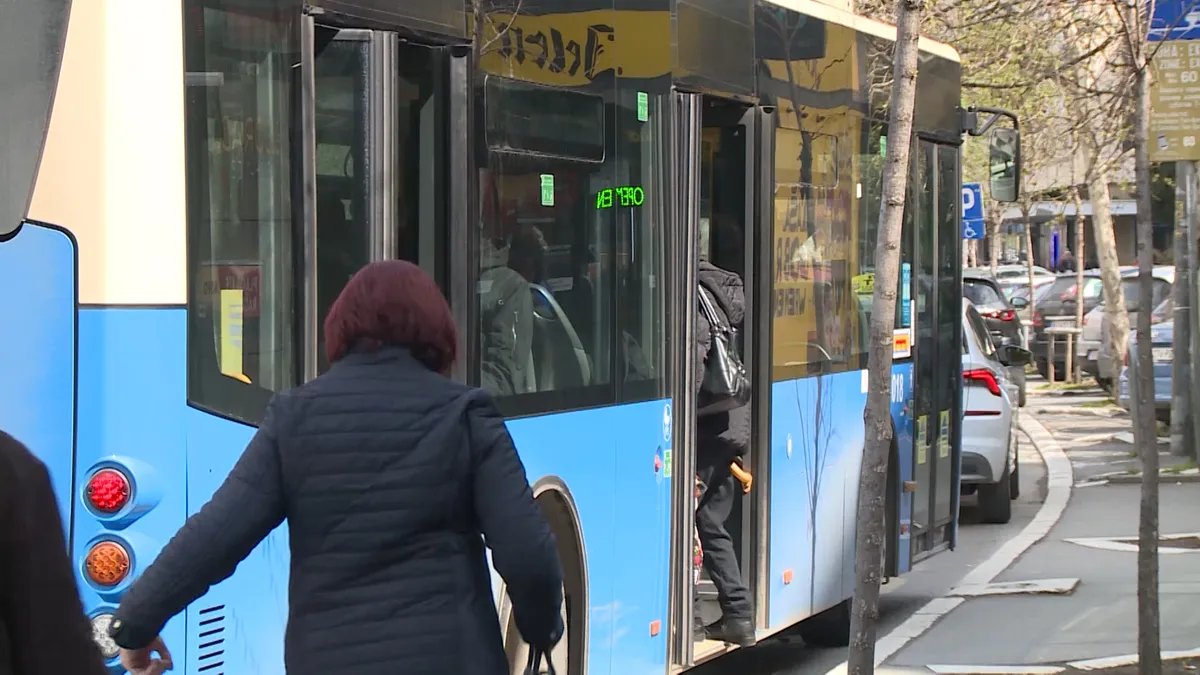 Održan protest sindikata u JGSP iz Novog Sada, iz preduzeća skup nazvali političkim