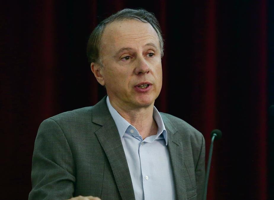 "ON JE OBIČAN POLITIKANT" Stručnjaci o rektoru Đokiću i autonomiji Univerziteta: "Izbegava dijalog sa državom"