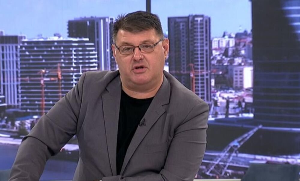 OD ČEGA BOLUJE PREDRAG SARAPA? Usred posla pozvao Hitnu pomoć, pa upozorio ostale! "NE DAJ BOŽE DA UMREM"