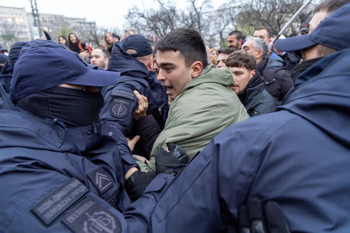 Ristić: Sektor bezbednosti ključni akter u represiji nad građanima