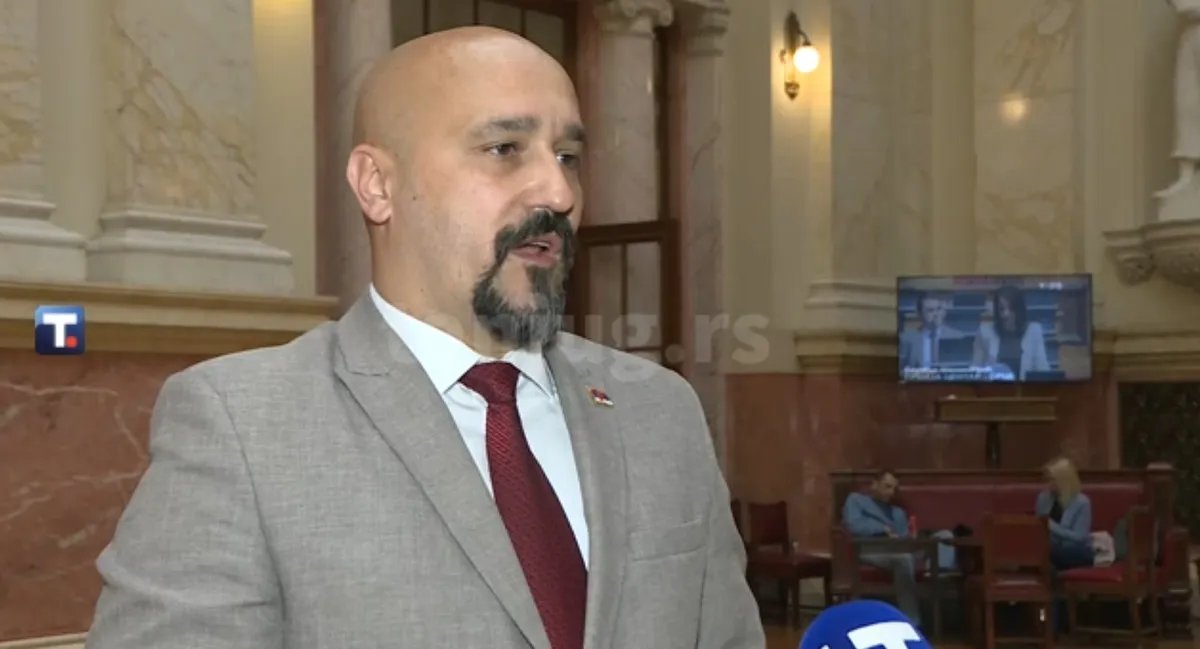 Petrašinović o predlozima zakona: Ključna novina da jedan birač može podržati više lista