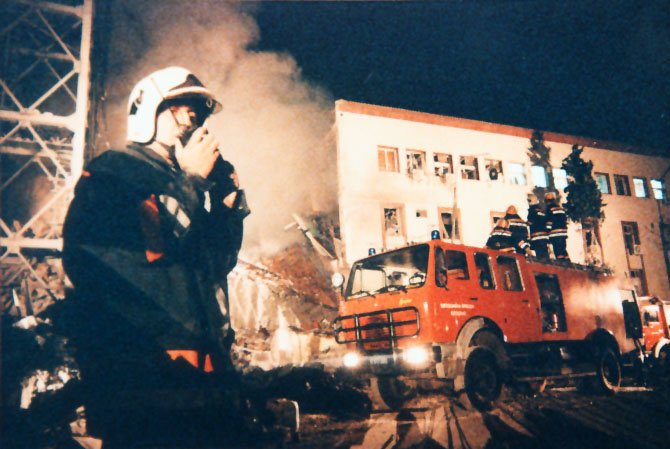 U noći između 22. i 23. aprila NATO je gađao zgradu RTS: 27 godina je prošlo od pogibije 16 radnika