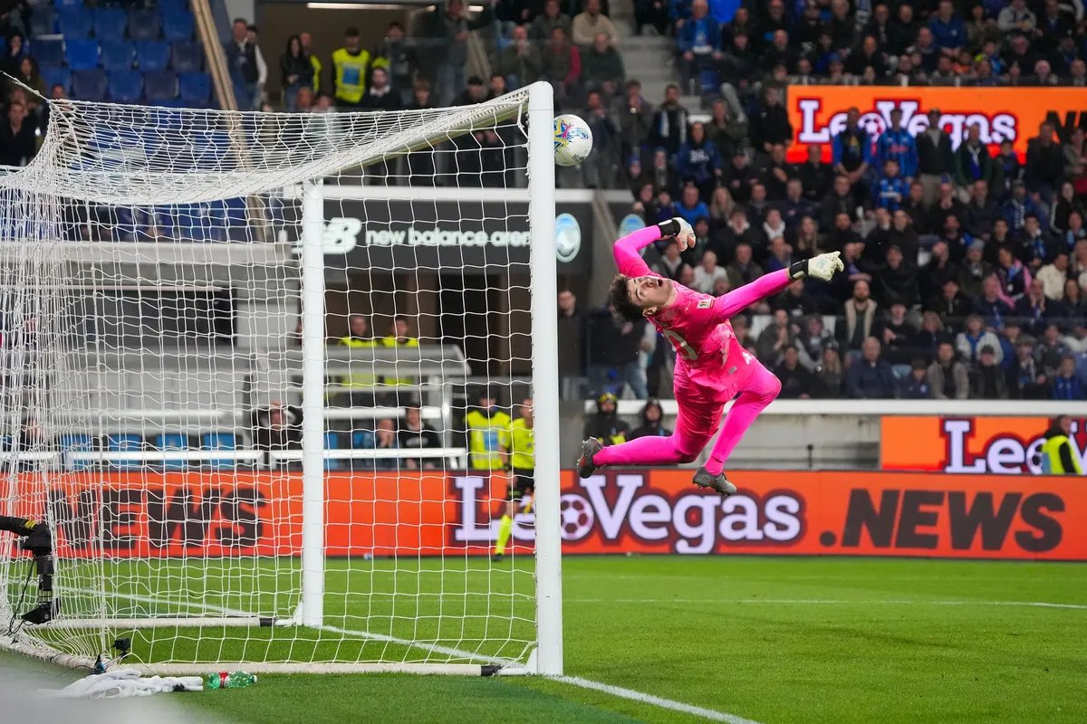 Ovo se retko viđa: Mota "skinuo" četiri penala, Lacio u finalu Kupa Italije