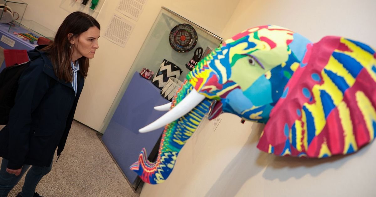 Otvorena izložba „Reci: Art - Otpad kao resurs” u Muzeju afričke umetnosti u Beogradu