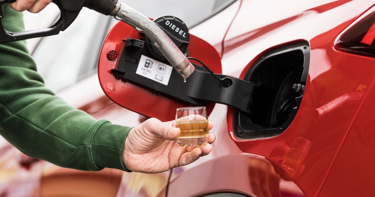 Iran ne popušta, cene nafte skaču: Šta znači nova blokada Ormuskog moreuza za globalnu ekonomiju?