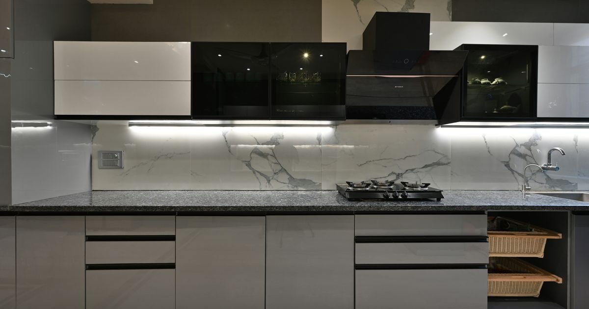 Za ove 3 boje dizajneri kažu da su NAJGORE za kuhinju: Baš one je čine manjom i neurednom