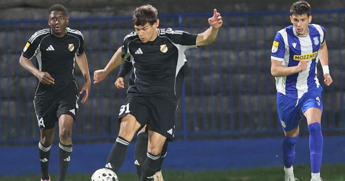 Deda mu bio slavni fudbaler Zvezde, dao 19 golova za omladince, sada je debitovao za Čukarički u SL