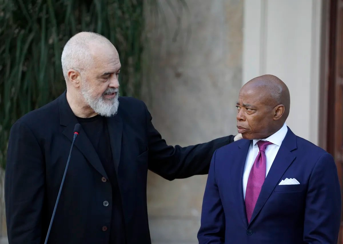 Bivši gradonačelnik Njujorka postao građanin Albanije: Svi se pitaju samo jedno – zašto?