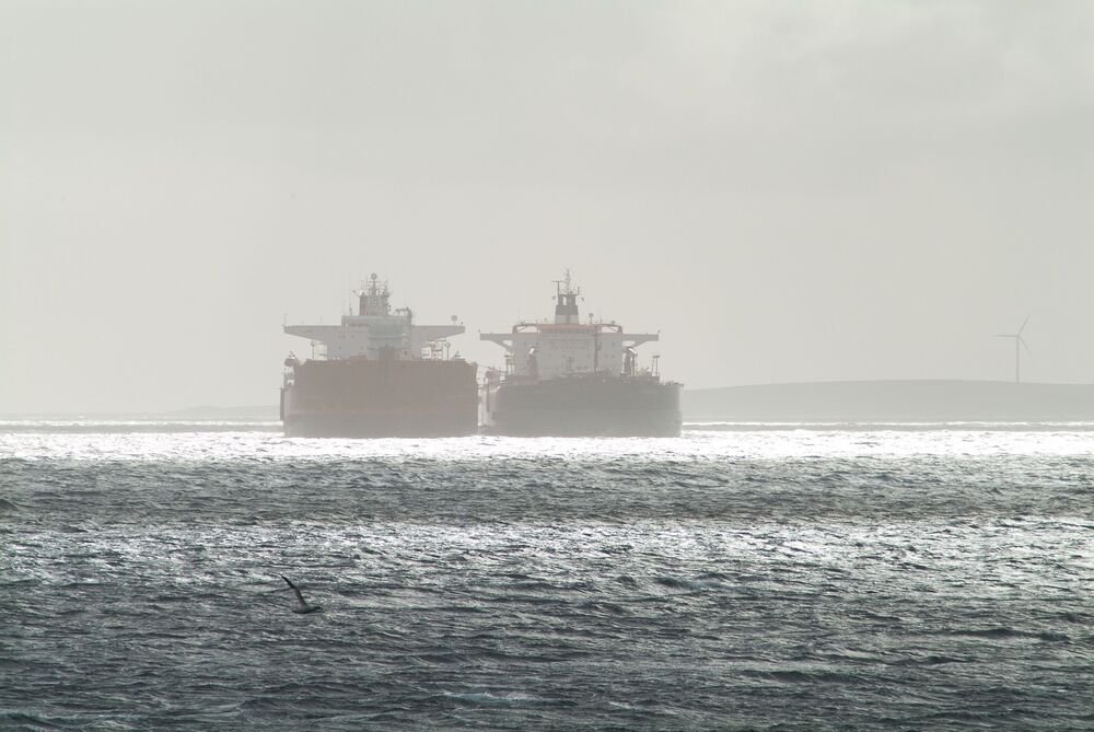 Iran naplatio prvu putarinu za prolaz kroz Ormuski moreuz! Evo od čega zavisi cena, nije za sve ista!