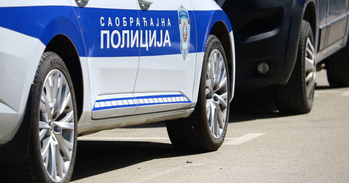 Saobraćajna nezgoda u Petrovaradinu: Stvaraju se gužve