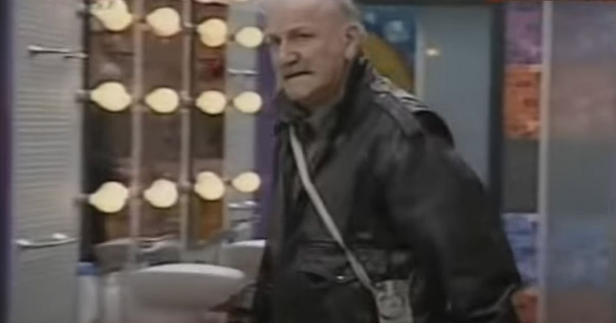 Od Valtera do učesnika u rijalitiju: Bata Živojinović iznenadio sve kada je doneo ovu odluku