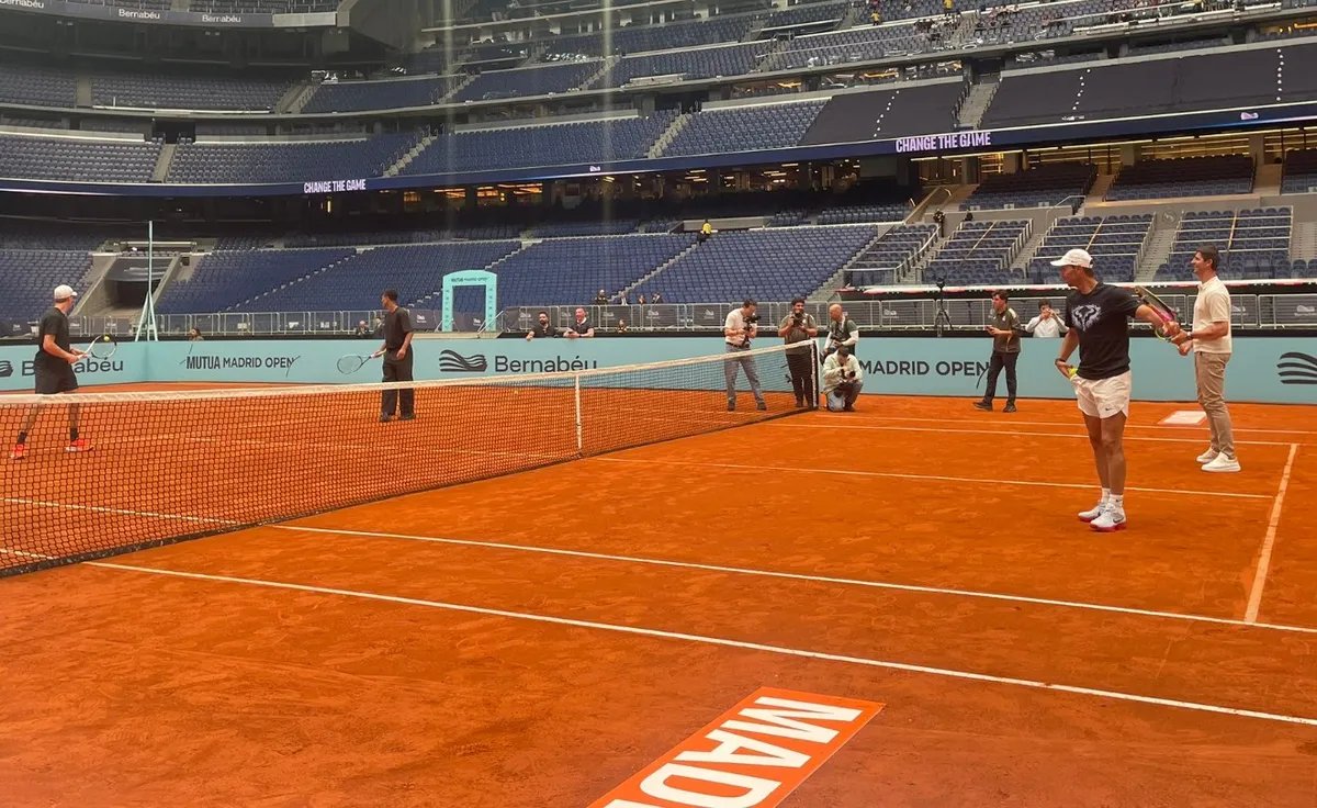 Nerealne scene: Nadal i Kurtoa igraju tenis protiv Sinera i Belingema na "Bernabeu", a sve posmatra Perez VIDEO