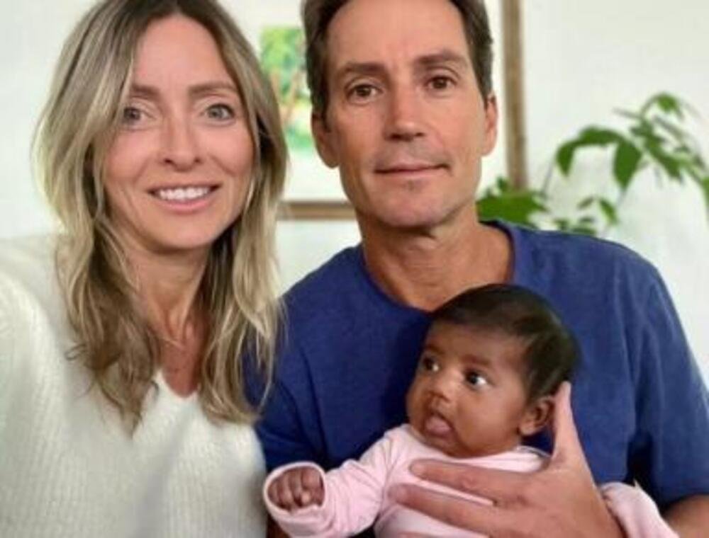 BELI RODITELJI DOBILI TAMNOPUTU BEBU, A ONDA SU URADILI DNK TEST i OSTALI FRAPIRANI: Ovo je NAJGORA NOĆNA MORA SVIH