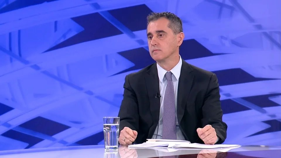 Nikezić: Zašto država ne iskoristi pravo preče kupovine u slučaju NIS-a?