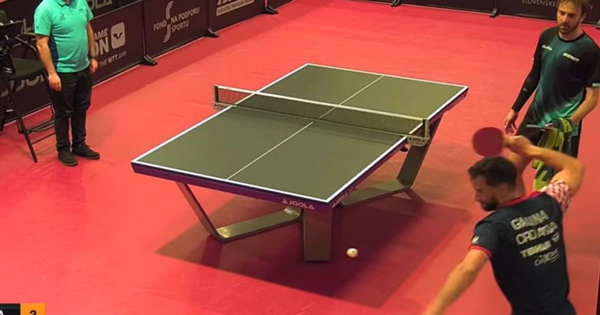Ovo se ne viđa, Hrvat poludeo, psovao i gađao lopticom okolo ba stonom tenisu, i to sve na meč lopti rivala