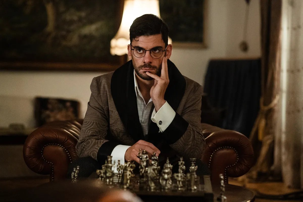 INTERVJU "U poslu i životu inspiriše me hrabrost ljudi koji veruju u bolje društvo": Milan Marić o seriji "Senke nad Balkanom 3"