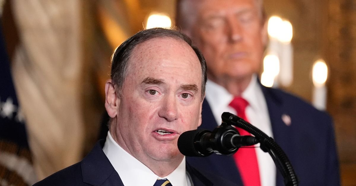 Otkriven razlog što je Džon Felan "izgubio fotelju": Tramp priznao da je bilo trvenja u Pentagonu