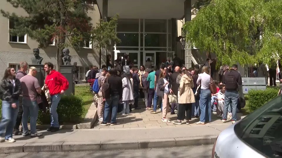 Danas: U petak novi sastanak za rešavanje krize na Medicinskom nakon izbora