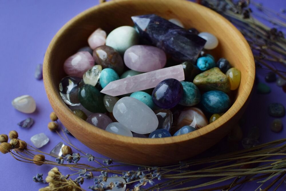 Dnevni horoskop za 24. april 2026: Ovan dobija novu šansu, jednom znaku posao nije urodio plodom, a ovo vas čeka