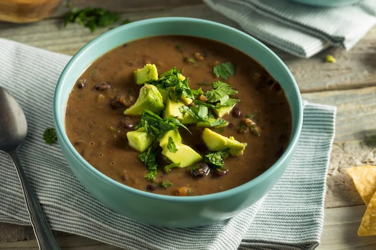 Kažu da je ovo najzdraviji obrok na svetu: Pravi se od samo 4 sastojka i najdugovečniji ljudi ga jedu svaki dan