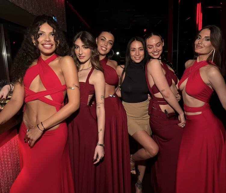 ČUVENI FUDBALER NAPRAVIO DETE PROSTITUTKI: Devojka zatrudnela, pa pokušala da sazna sa kim! Skandal veka u Italiji