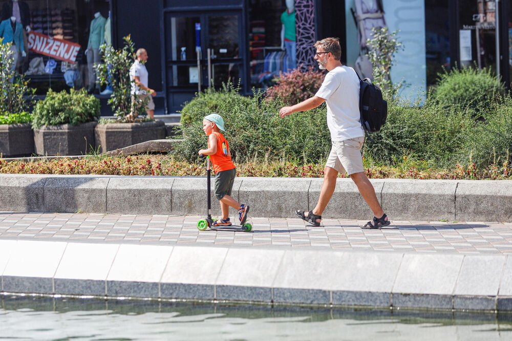 STIGLA JE NAJNOVIJA PROGNOZA RHMZ: Evo kakvo nas vreme očekuje sutra! Ovo je neverovatno!