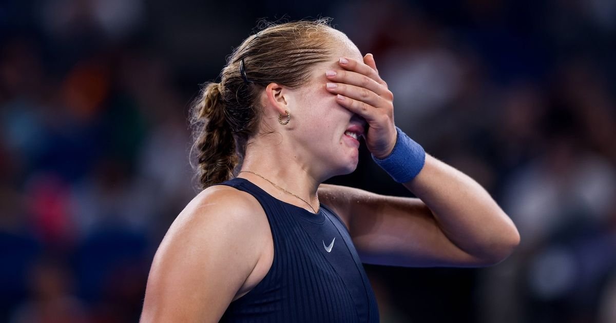 "Ulazi mi u oči, usta, nos...": Ruska teniserka se požalila u Madridu na nesvakidašnju stvar