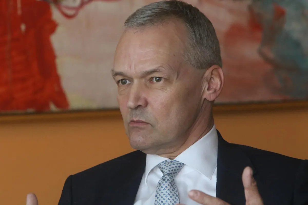 Ambasador Elhersma: U EU se intenzivno razgovara i o pitanjima polarizacije medija u Srbiji