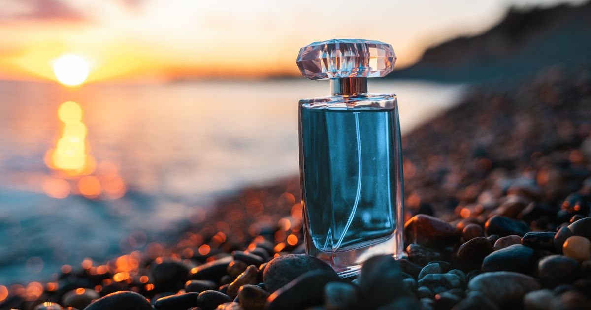 Ovih 8 parfema obeležiće leto 2026: Mirisi koji ostavljaju trag gde god da se pojavite