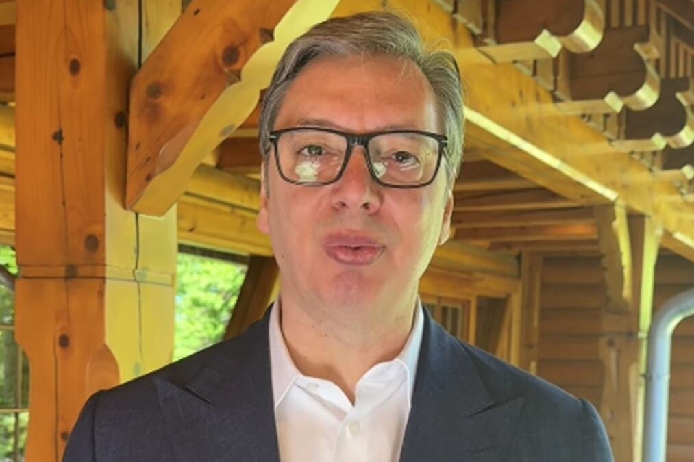 "UPRAVO SMO PODELILI 6.645 KREDITA ZA MLADE!" Vučić saopštio fantastične vesti: Mnogim ljudima je ovo delovalo kao nešto što ne možemo da ispunimo (VIDEO)