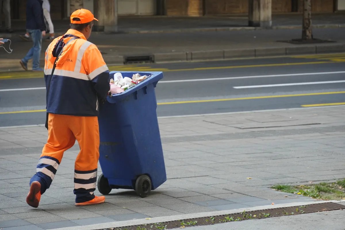 "Radnik Gradske čistoće pretučen zato što je ukazivao na lopovluk direktora Marka Popadića"