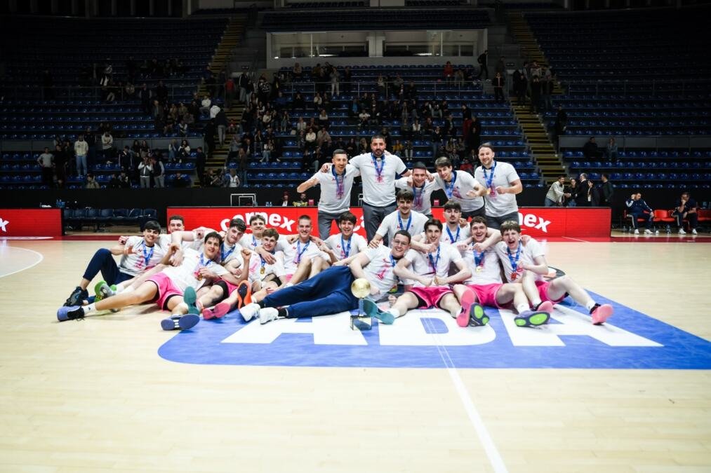 NAJBOLJE SRPSKE KOŠARKAŠKE NADE IGRAJU ZA MEGU: Ko su moćni Miškovi klinci? Predstavljamo generaciju o kojoj bruji Evropa