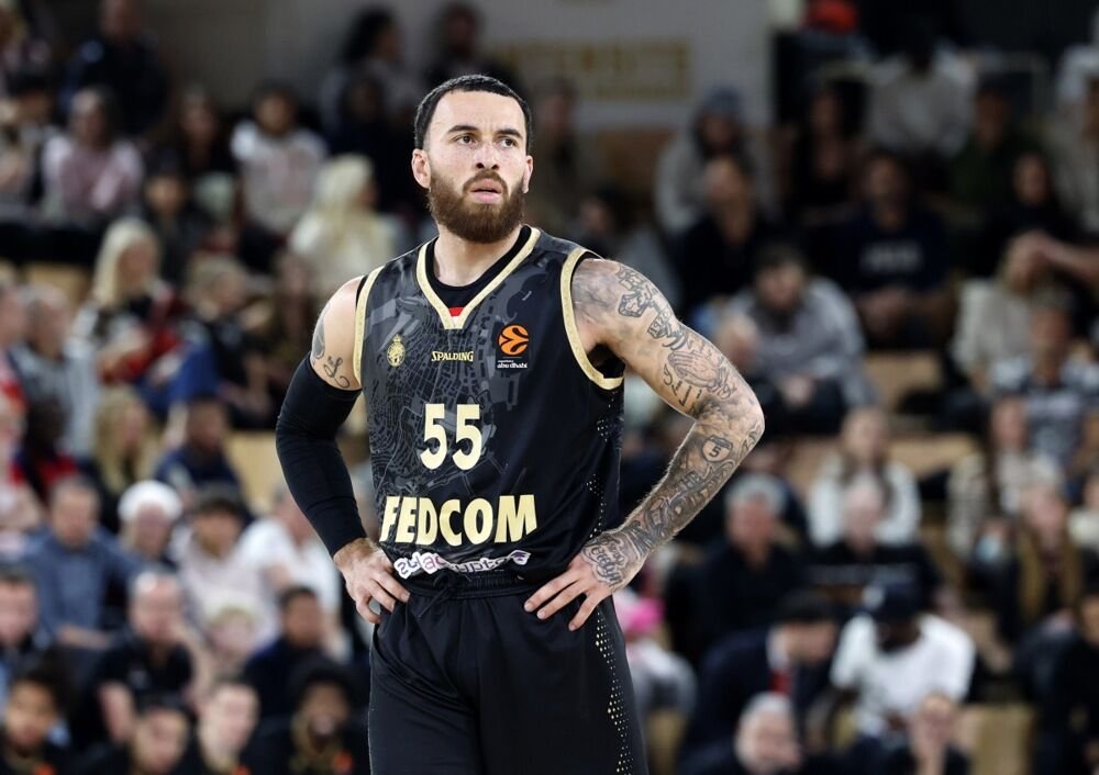 Slikoviti odgovori Majka Džejmsa po pitanju budućnosti - "postoje priče i da je Elvis živ..."