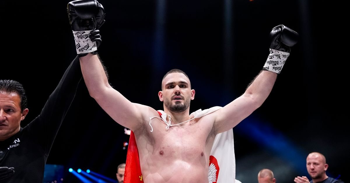 Rade Opačić spreman za spektakl u Roterdamu! Srbin prošao vagu i ide na "planinu" Kolina Džordža