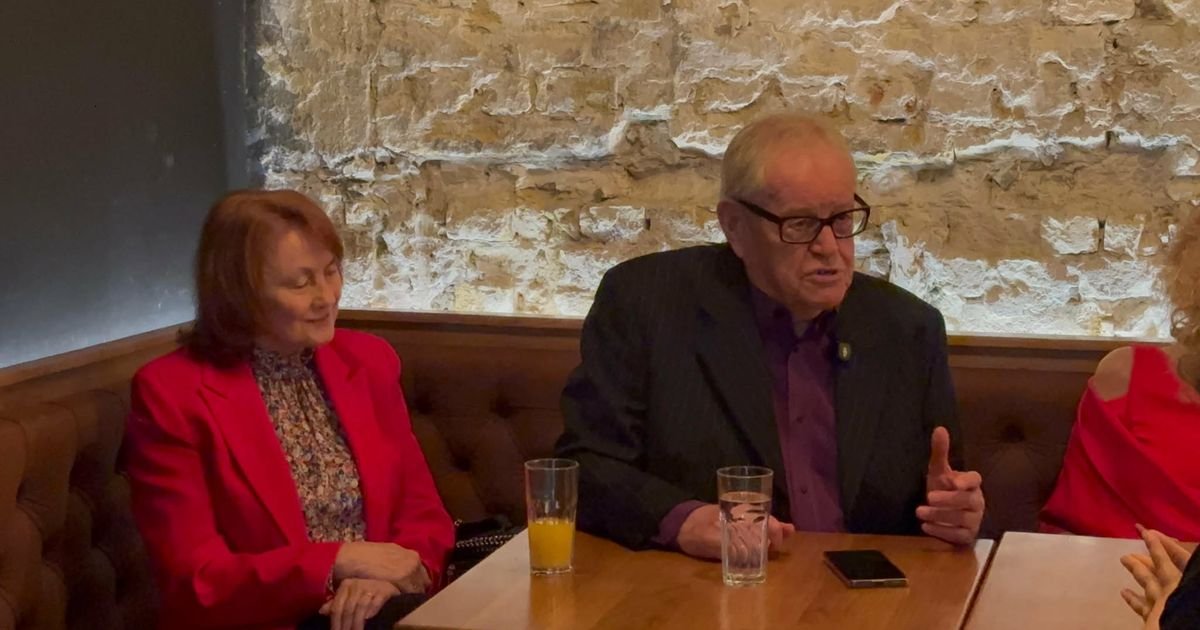 Obeležio epohu 70-ih a njegov veliki hit "Odiseja" znaju sve generacije: Ovako danas izgleda legendarni pevač