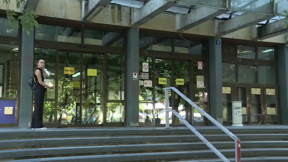 Građani blokirali raskrsnicu pred sudom u Novom Sadu zbog pritvorenih aktivista