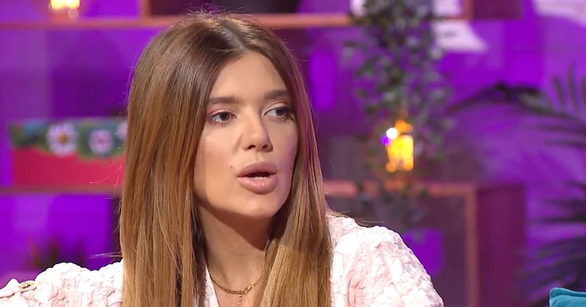 "Da li si plaćen za ovo?" Kijina objava usijala mreže i pokrenula komentare "Sediš sa mojim neprijateljima"