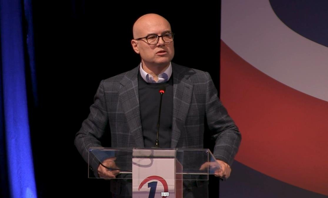 "POKUŠAJ BLOKADERSKOG PROGONA HRABRIH LJUDI!" Vučević se oglasio zbog nasilja u Zemunu: Nikada nas nećete uplašiti, mi branimo suverenu i patriotsku Srbiju!