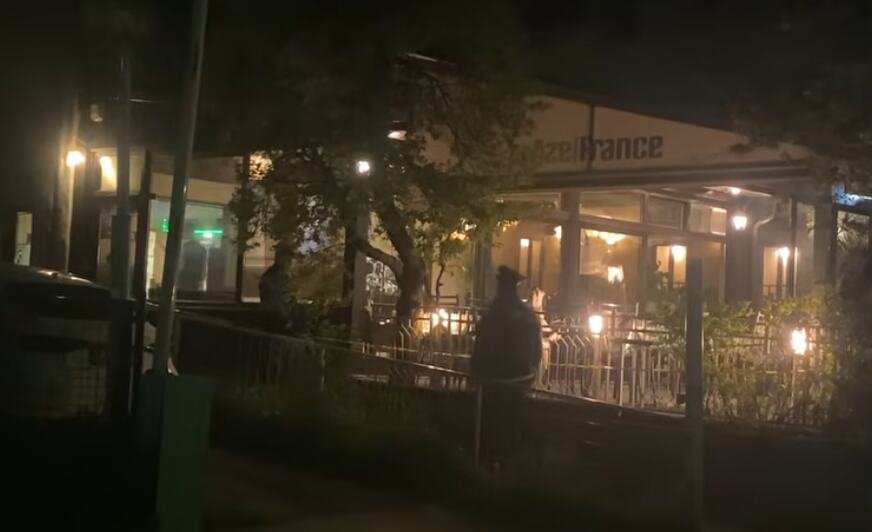 OVO JE ČOVEK KOJI SE SUMNJIČI ZA PUCNJAVU U SARAJEVSKOM KAFIĆU! Braća Livnjak ranjena, policija  intenzivno traga za njim (FOTO)